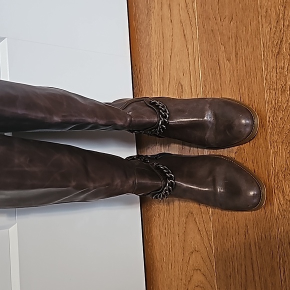 Coach Boots - Picture 8 of 8